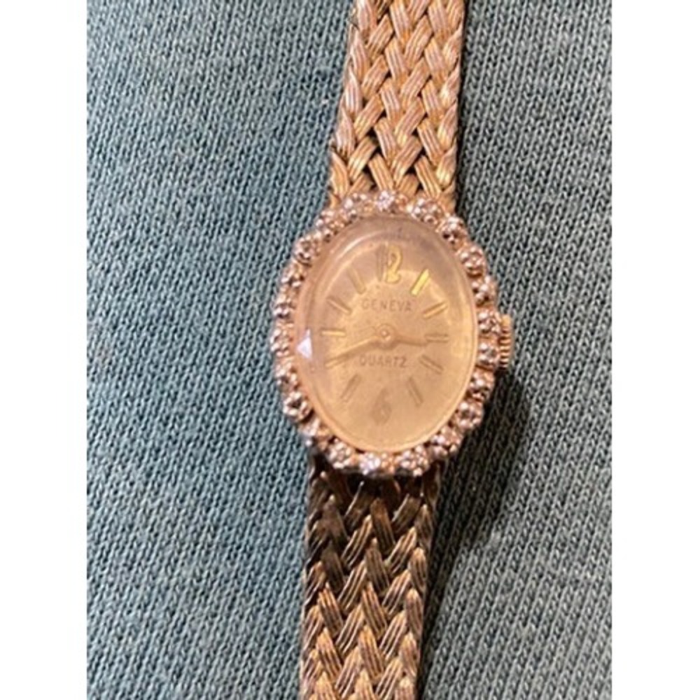 Vintage Geneva Quartz Womens Rose Gold Oval Mesh Band Cocktail Watch- Untested